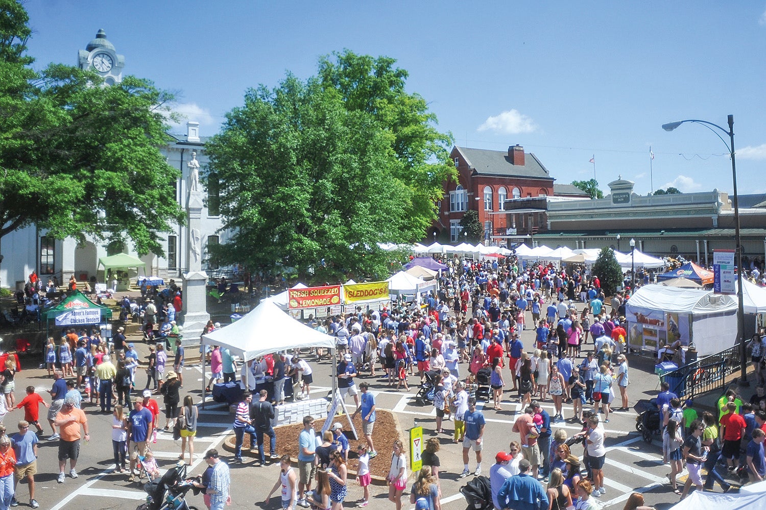 The Double Decker Festival to return in Spring 2022 - The Oxford Eagle ...