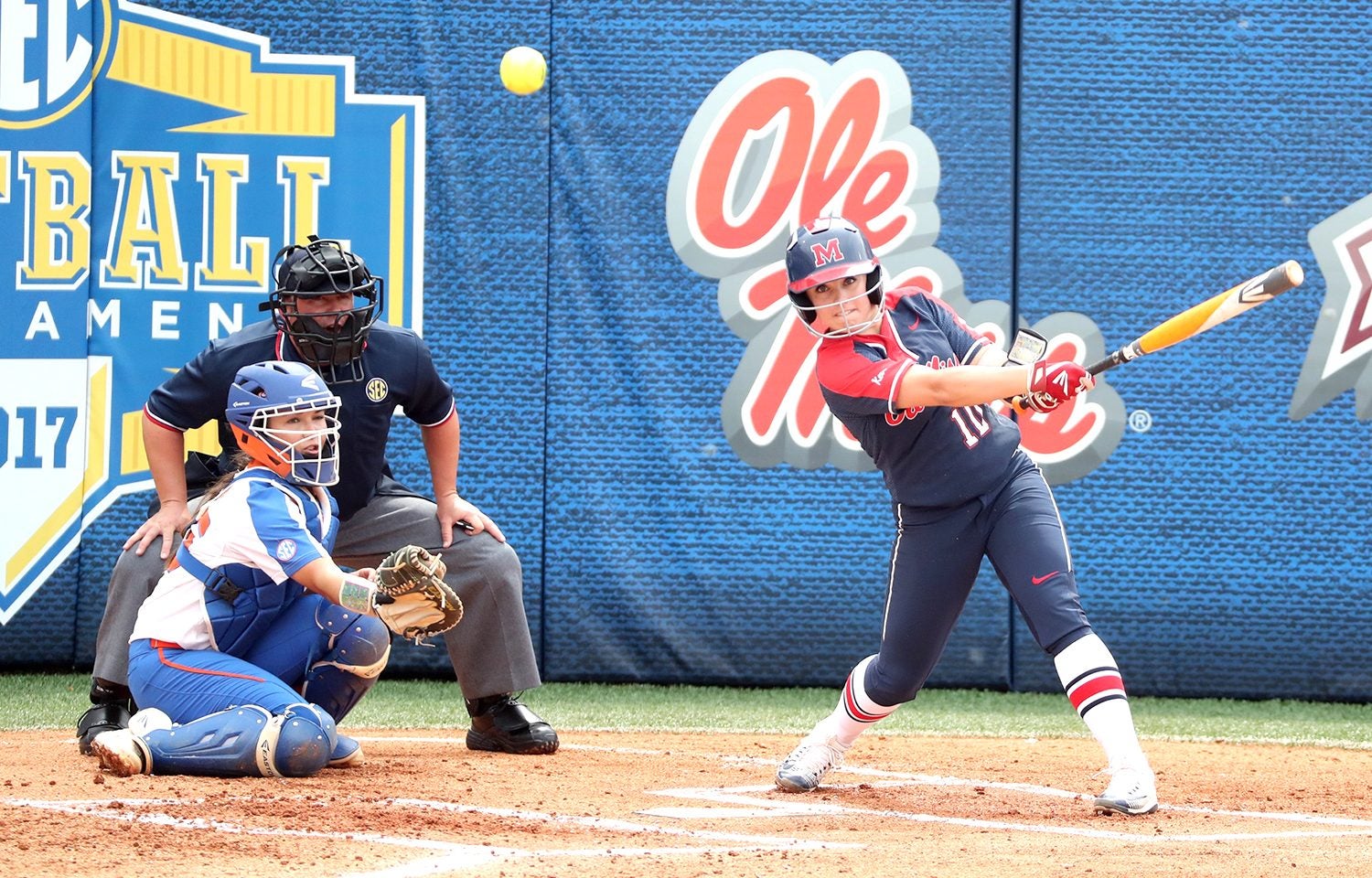 PHOTOS: Alabama vs LSU - SEC Softball Game 2