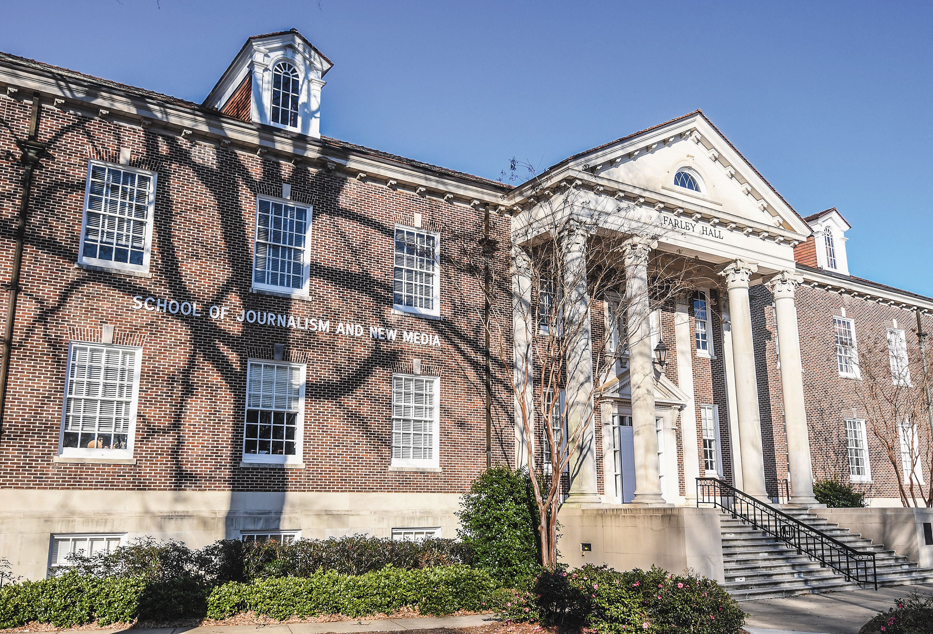 Ole Miss fraternity initiates Oxford's Ed Meek 59 years after pledge - The  Oxford Eagle