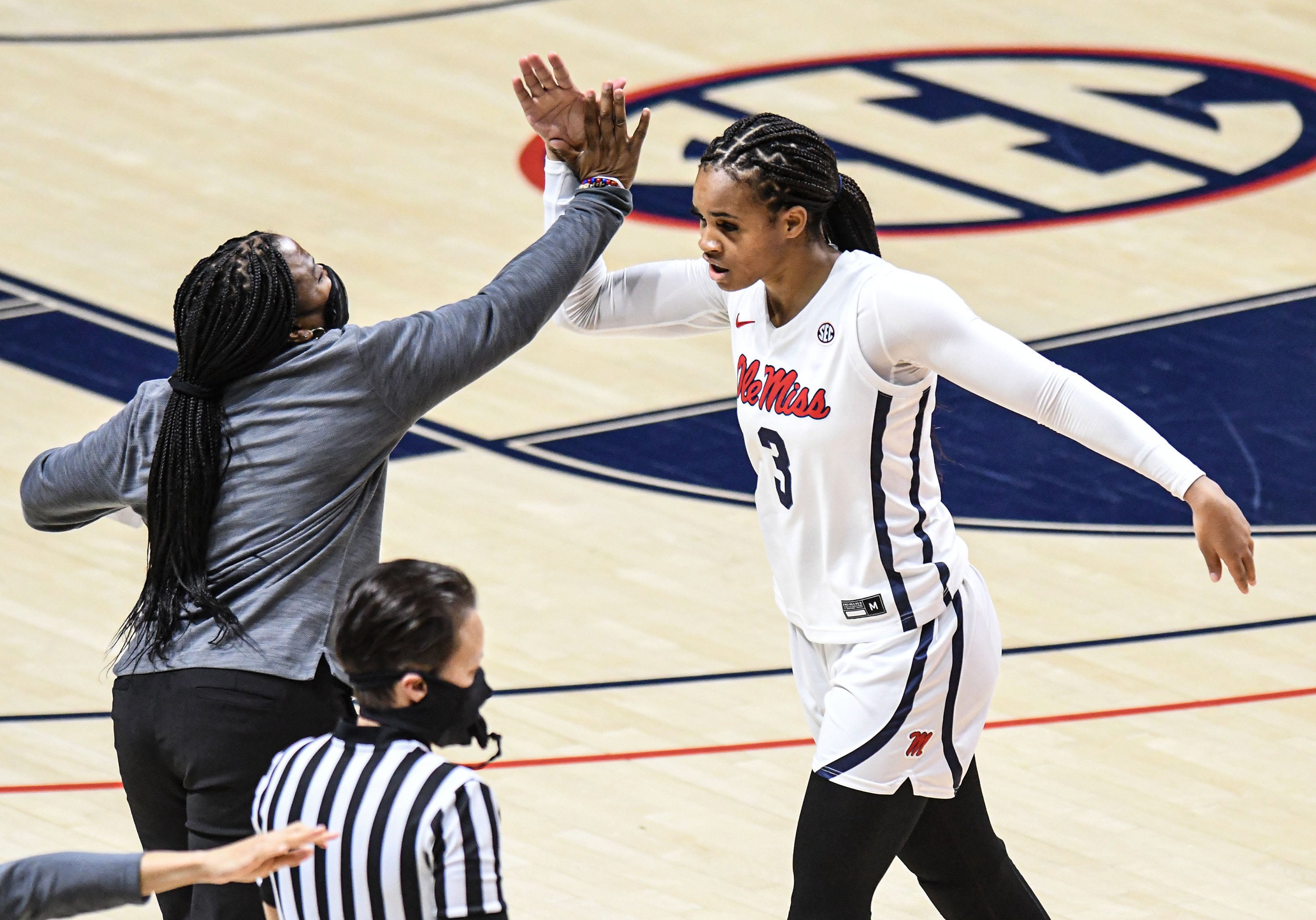 Donnetta Johnson - Women's Basketball - Ole Miss Athletics