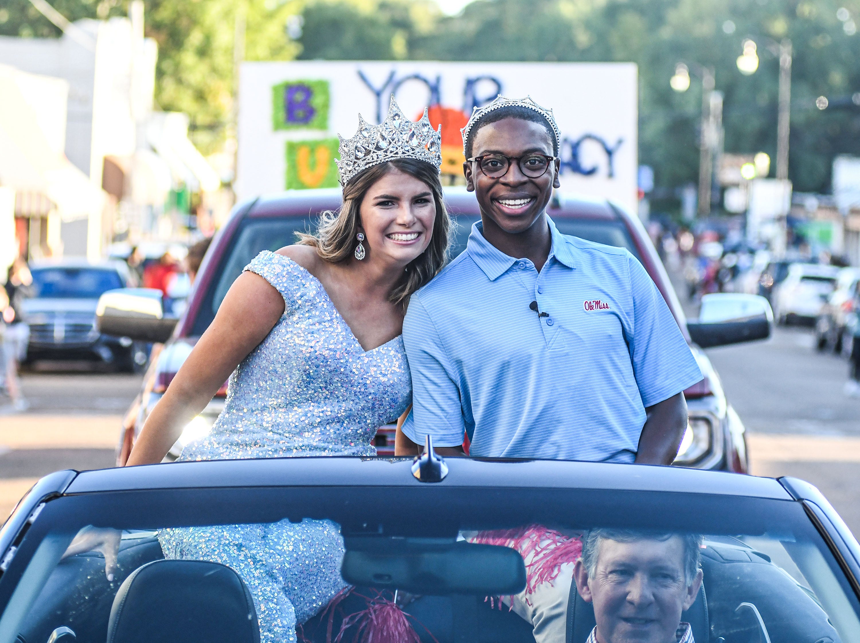 Ole Miss Parade Draws Thousands to the Square in Oxford